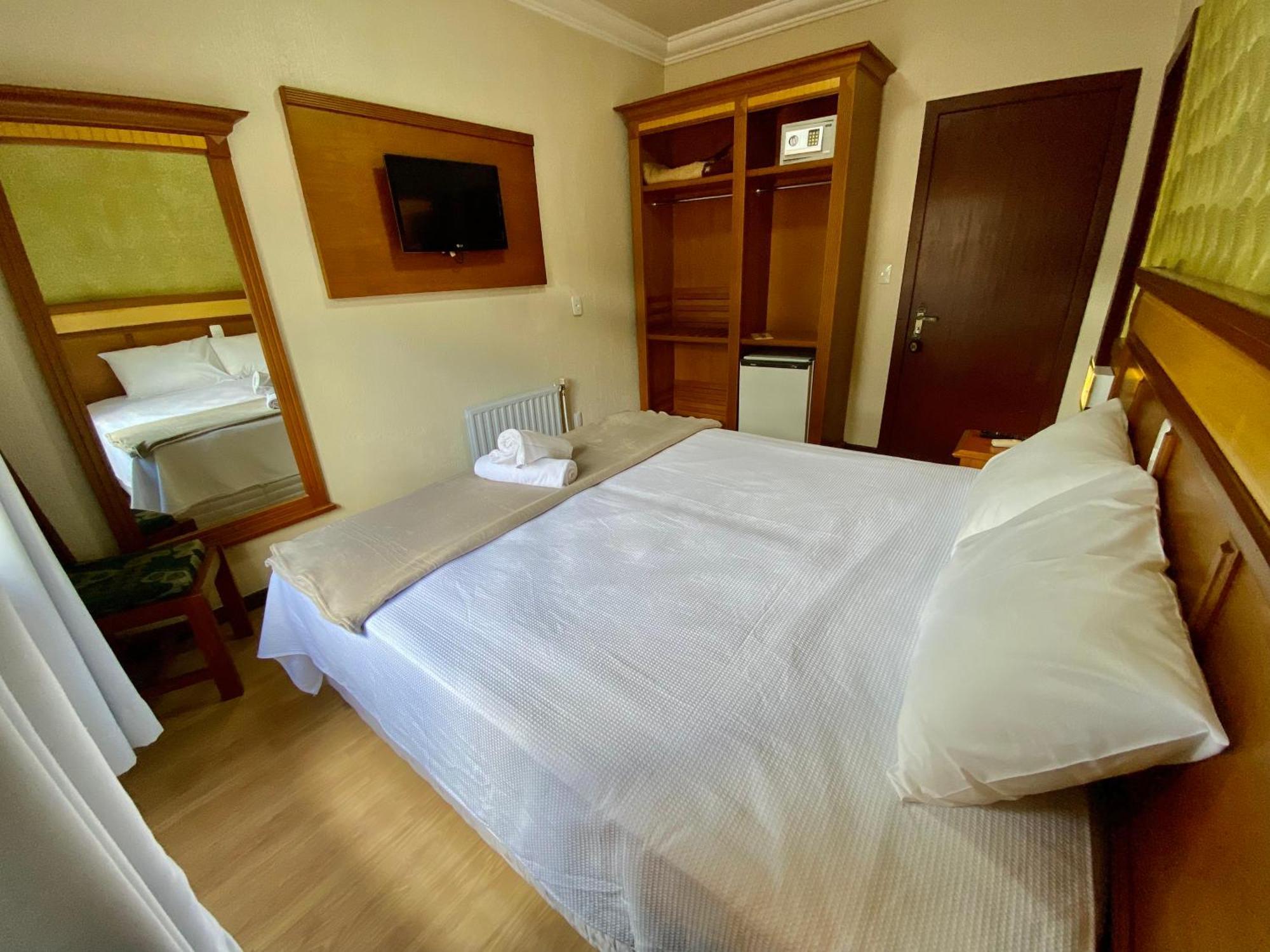 Luxury Double or Twin Room,1540911142:JPEG